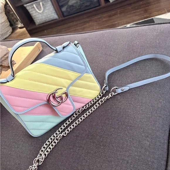 Gucci Pastel Diagonal Quilted Crossbody Bag with Double G - Picture 6 of 6